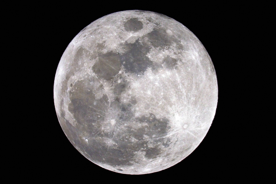 Full Moon after Partial Eclipse 2-10-17